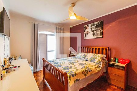 Casa à venda com 190m², 3 quartos e 4 vagas Casa à venda com 190m², 3 quartos e 4 vagasSuite