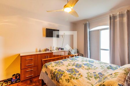 Casa à venda com 190m², 3 quartos e 4 vagas Casa à venda com 190m², 3 quartos e 4 vagasSuite
