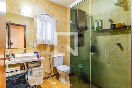 Casa à venda com 190m², 3 quartos e 4 vagas Casa à venda com 190m², 3 quartos e 4 vagasSuite - Banheiro