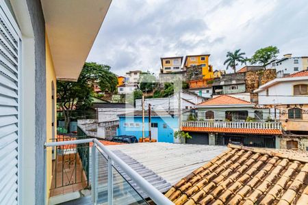 Casa à venda com 190m², 3 quartos e 4 vagas Casa à venda com 190m², 3 quartos e 4 vagasSuite - Varanda