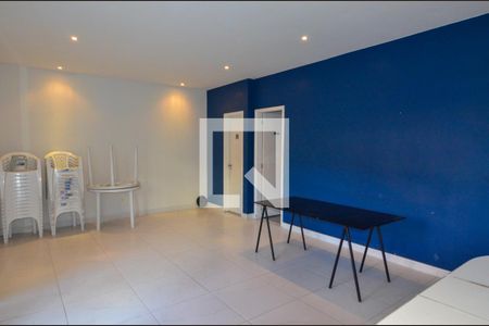 Apartamento à venda com 83m², 3 quartos e 1 vaga Apartamento à venda com 83m², 3 quartos e 1 vagaÁrea comum