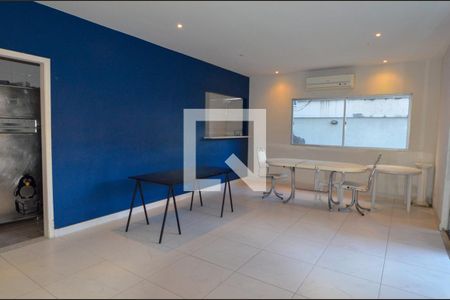 Apartamento à venda com 83m², 3 quartos e 1 vaga Apartamento à venda com 83m², 3 quartos e 1 vagaÁrea comum