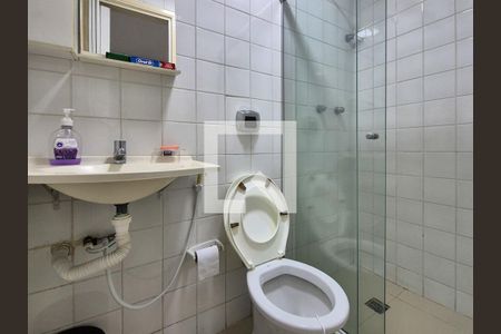 Apartamento à venda com 83m², 3 quartos e 1 vaga Apartamento à venda com 83m², 3 quartos e 1 vagaBanheiro da Suíte 2