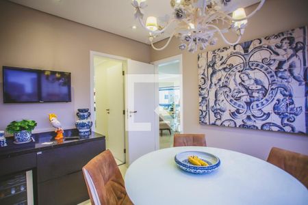 Apartamento à venda com 234m², 4 quartos e 4 vagas Apartamento à venda com 234m², 4 quartos e 4 vagasCopa