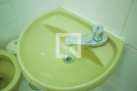 Apartamento à venda com 234m², 4 quartos e 4 vagas Apartamento à venda com 234m², 4 quartos e 4 vagasBanheiro de Serviço