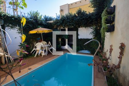 Casa para alugar com 140m², 3 quartos e 2 vagasÁrea de Serviço/Área de lazer