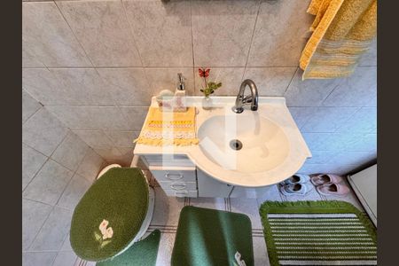 Casa à venda com 247m², 3 quartos e 4 vagas Casa à venda com 247m², 3 quartos e 4 vagasLavabo
