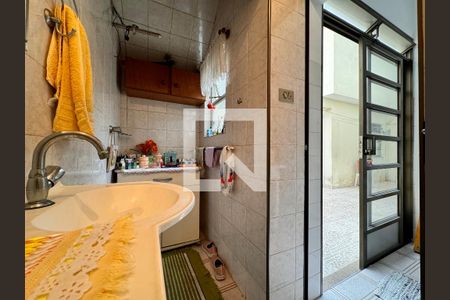 Casa à venda com 247m², 3 quartos e 4 vagas Casa à venda com 247m², 3 quartos e 4 vagaslavabo