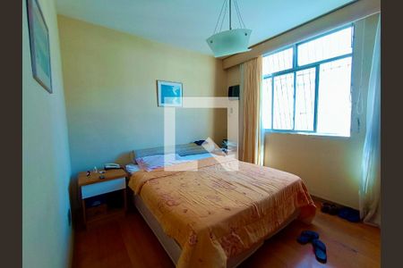 Apartamento à venda com 229m², 4 quartos e 2 vagasSuíte 2 - segundo piso