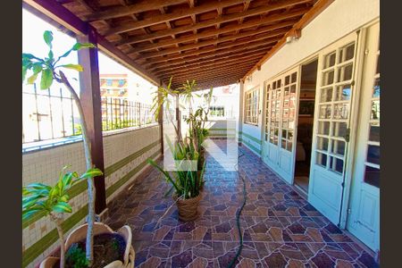 Apartamento à venda com 229m², 4 quartos e 2 vagasVaranda - segundo piso