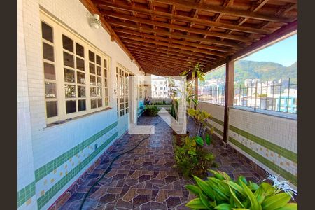 Apartamento à venda com 229m², 4 quartos e 2 vagasVaranda - segundo piso