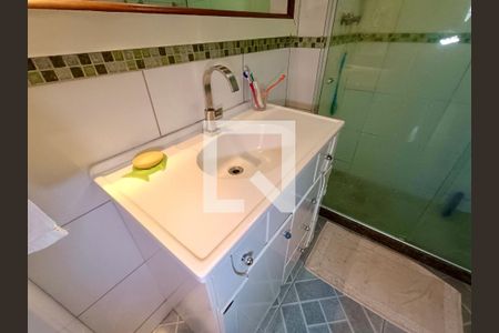 Apartamento à venda com 229m², 4 quartos e 2 vagasBanheiro social