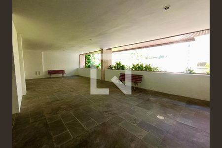 Apartamento à venda com 229m², 4 quartos e 2 vagasÁrea Comum - Playground