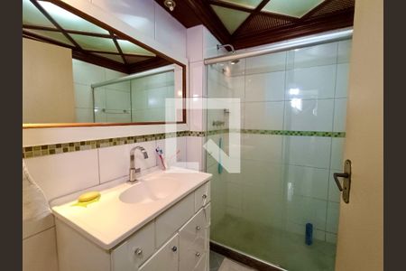 Apartamento à venda com 229m², 4 quartos e 2 vagasBanheiro social