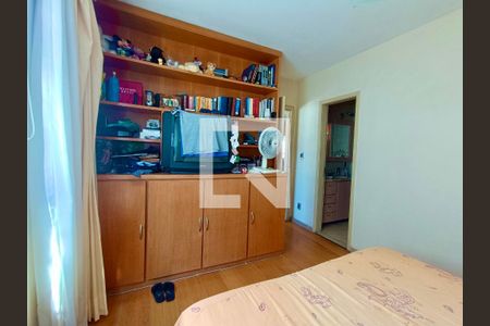 Apartamento à venda com 229m², 4 quartos e 2 vagasSuíte 2 - segundo piso