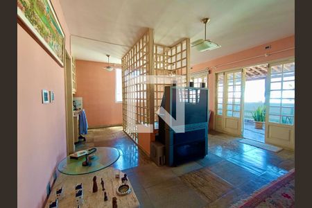 Apartamento à venda com 229m², 4 quartos e 2 vagasSala - segundo piso