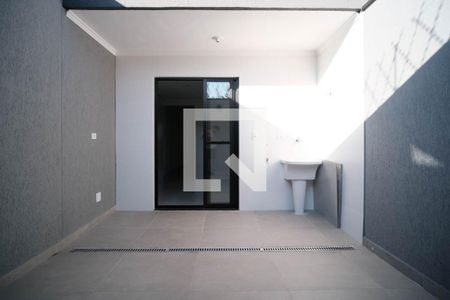 Casa à venda com 87m², 2 quartos e 1 vagaVaranda