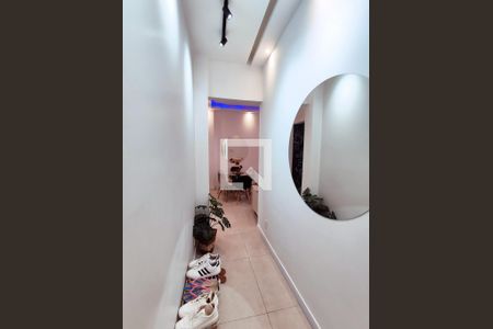 Apartamento à venda com 55m², 2 quartos e sem vagaHall