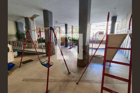Apartamento à venda com 55m², 2 quartos e sem vagaÁrea comum - Playground