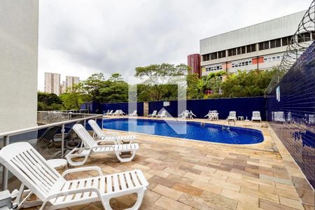 Apartamento à venda com 70m², 3 quartos e 1 vaga Apartamento à venda com 70m², 3 quartos e 1 vagaÁrea comum - Piscina