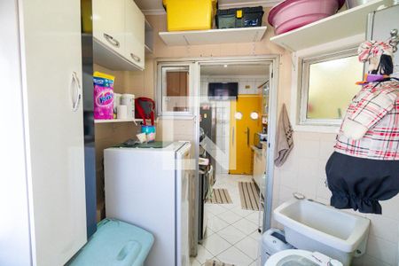 Apartamento à venda com 70m², 3 quartos e 1 vaga Apartamento à venda com 70m², 3 quartos e 1 vagaÁrea de Serviço