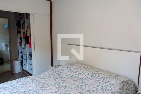 Casa à venda com 166m², 3 quartos e 3 vagas Casa à venda com 166m², 3 quartos e 3 vagasQuarto 3 - Suíte