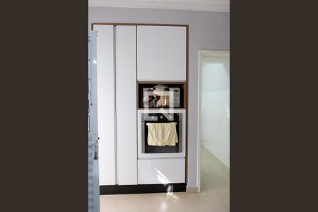 Casa à venda com 166m², 3 quartos e 3 vagas Casa à venda com 166m², 3 quartos e 3 vagasCozinha