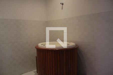 Casa à venda com 890m², 8 quartos e sem vagaBanheiro 4