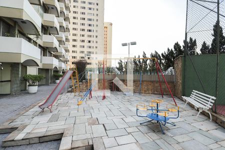 Apartamento à venda com 450m², 4 quartos e 5 vagasPlayground