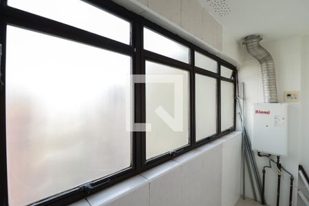 Apartamento à venda com 450m², 4 quartos e 5 vagasBanheiro da Piscina