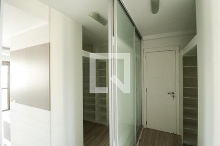 Apartamento à venda com 450m², 4 quartos e 5 vagasCloset da Suíte 3