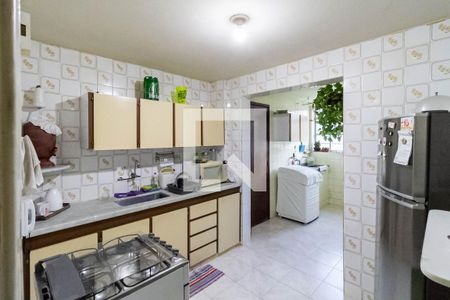 Apartamento à venda com 115m², 3 quartos e 3 vagas Apartamento à venda com 115m², 3 quartos e 3 vagasCozinha