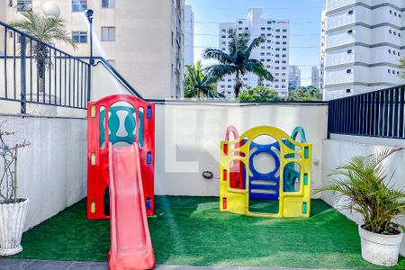 Apartamento à venda com 63m², 2 quartos e 2 vagasÁrea comum - Playground