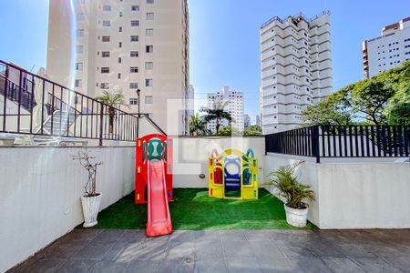 Apartamento à venda com 63m², 2 quartos e 2 vagasÁrea comum - Playground