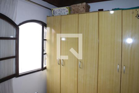 Casa à venda com 188m², 4 quartos e 3 vagasQuarto 1