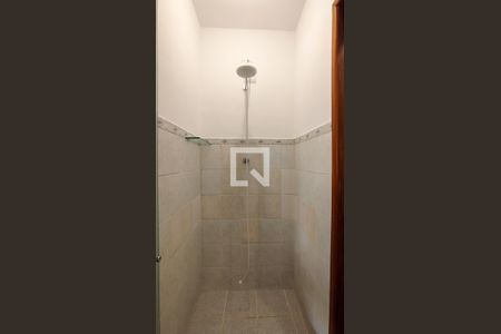 Banheiro de kitnet/studio para alugar com 1 quarto, 24m² em Santa Paula, São Caetano do Sul