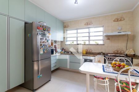 Casa para alugar com 222m², 3 quartos e 2 vagasCozinha