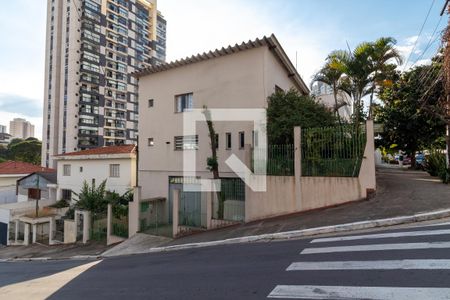 Casa para alugar com 222m², 3 quartos e 2 vagasFachada Diagonal