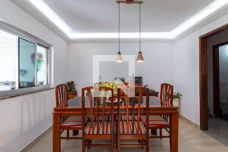 Casa para alugar com 222m², 3 quartos e 2 vagasSala de Jantar