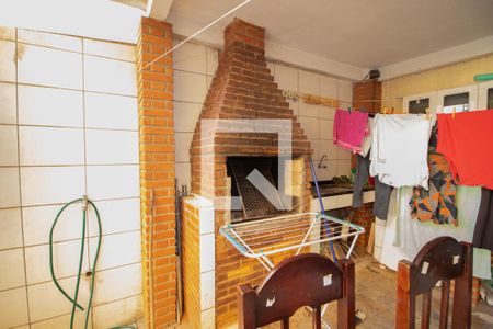Casa à venda com 100m², 4 quartos e 1 vagaChurrasqueira