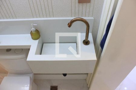 Casa à venda com 200m², 3 quartos e 2 vagasLavabo