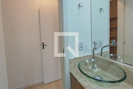 Banheiro Suíte de apartamento para alugar com 2 quartos, 51m² em Parque Fazendinha, Campinas
