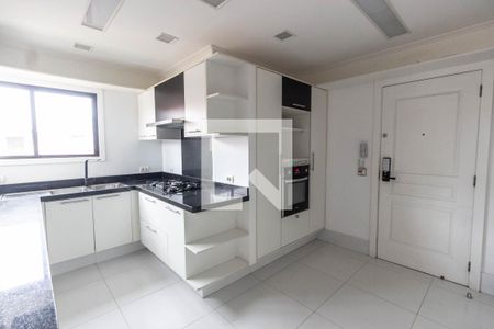 Apartamento à venda com 140m², 3 quartos e 3 vagas Apartamento à venda com 140m², 3 quartos e 3 vagasCozinha