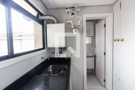 Apartamento à venda com 140m², 3 quartos e 3 vagas Apartamento à venda com 140m², 3 quartos e 3 vagasÁrea de serviço