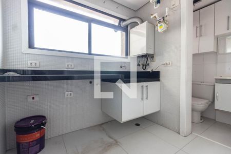 Apartamento à venda com 140m², 3 quartos e 3 vagas Apartamento à venda com 140m², 3 quartos e 3 vagasÁrea de serviço