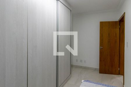 Casa à venda com 190m², 3 quartos e 4 vagas Casa à venda com 190m², 3 quartos e 4 vagasQuarto 3
