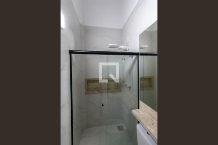 Casa à venda com 190m², 3 quartos e 4 vagas Casa à venda com 190m², 3 quartos e 4 vagasBanheiro 2