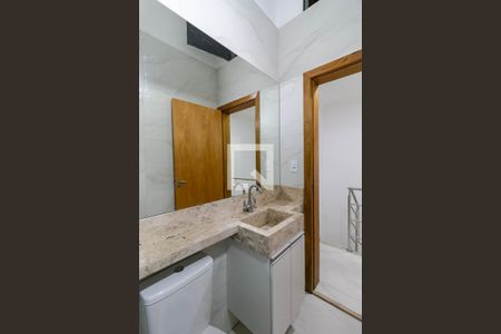 Casa à venda com 190m², 3 quartos e 4 vagas Casa à venda com 190m², 3 quartos e 4 vagasBanheiro 2