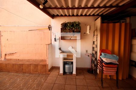 Casa à venda com 193m², 5 quartos e 2 vagas Casa à venda com 193m², 5 quartos e 2 vagasCobertura