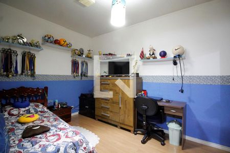 Casa à venda com 193m², 5 quartos e 2 vagas Casa à venda com 193m², 5 quartos e 2 vagasCasa 3 - Quarto 1